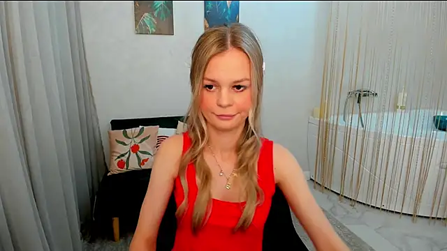 MidnighteAura online show from June 18, 11:37 am