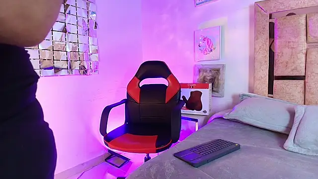 ElenaLauren online show from June 1, 2:19 pm
