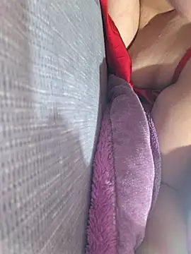 felicity chloe online show from December 3, 4:59 am