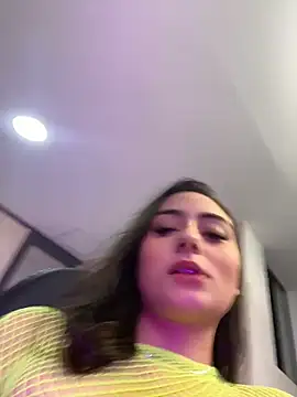 Niicoletta White online show from December 17, 9:52 pm