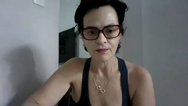 Luna-Hot0802 online show from May 20, 1:08 pm