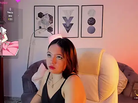 LunaKai  online show from December 16, 2:12 pm