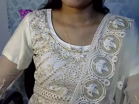 Shab M online show from March 6, 6:14 pm