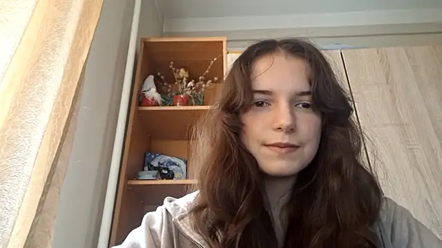 KellyKelik online show from February 13, 9:44 am