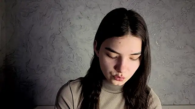 Laura Sunday online show from February 18, 12:48 pm