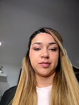 Aria Byers online show from January 10, 4:39 am