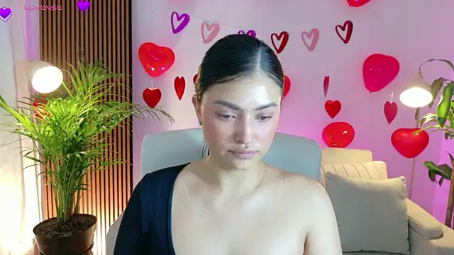 victoria   moon online show from February 12, 1:46 pm