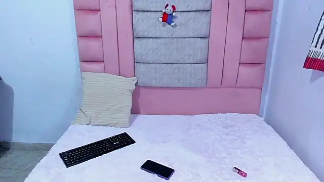 AdaraandMichael online show from February 6, 3:54 am