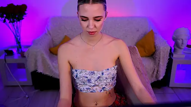 KimPorins online show from February 27, 5:02 pm