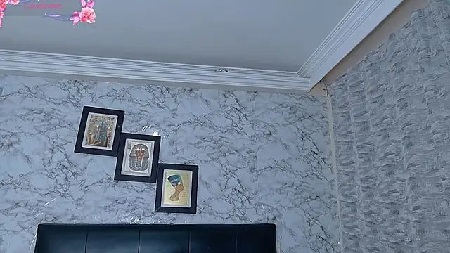 JulietaHazze  online show from December 19, 3:32 am