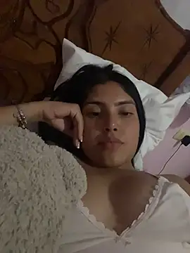  Laurentt  online show from February 3, 1:59 am