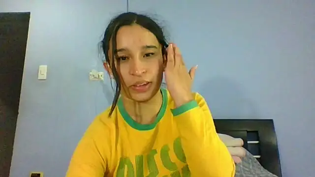 scarlettscottX online show from February 11, 2:04 am