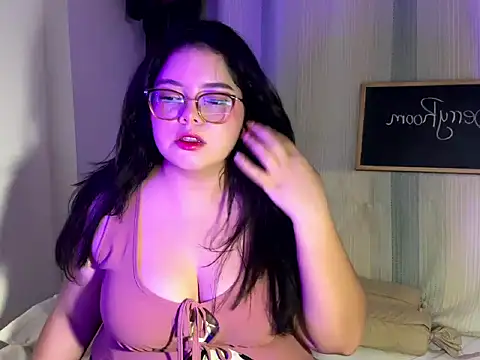 Tina Blue online show from December 16, 4:51 am