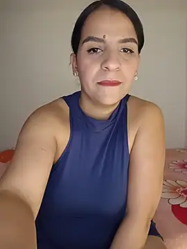 hot bruntte online show from January 18, 8:43 am