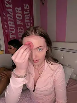 sabrinasss  online show from March 10, 2:48 am