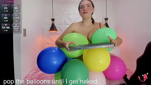 valeriecute18 online show from March 11, 8:33 pm