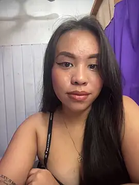 Lovely apple19 online show from March 2, 11:17 am