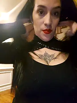 BustyVampyre online show from February 15, 3:42 am