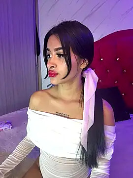 LizzyYvng online show from January 12, 1:11 am