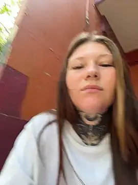 FionaMurr online show from February 14, 6:04 am