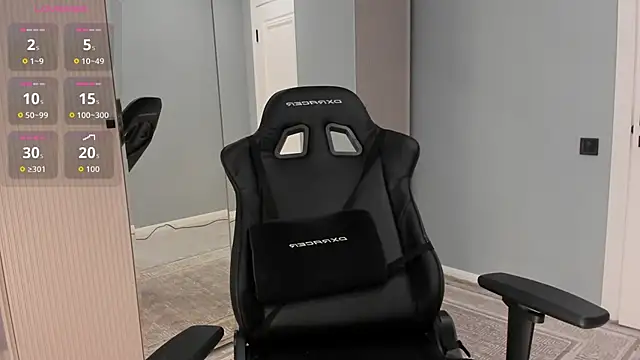 lovelymikky online show from March 18, 3:33 am