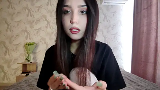 Qwami Amie online show from March 7, 6:09 am