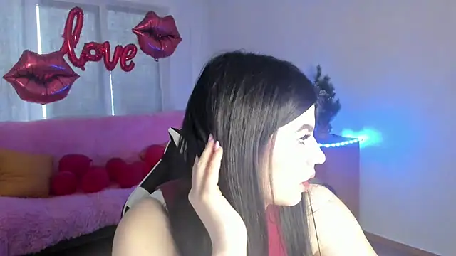 KisaModel online show from March 13, 1:18 am