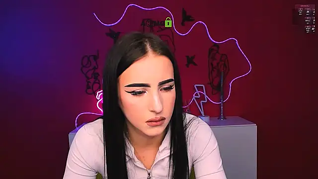 alia skay online show from April 5, 6:29 pm