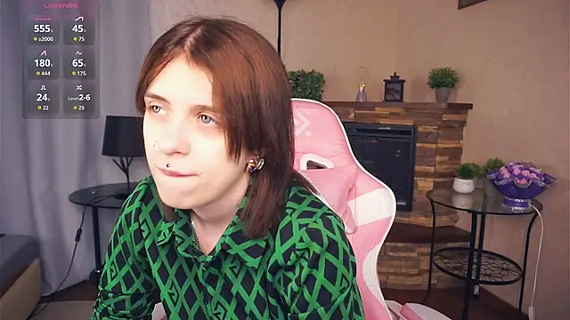 IleanaPishko online show from January 12, 8:19 am