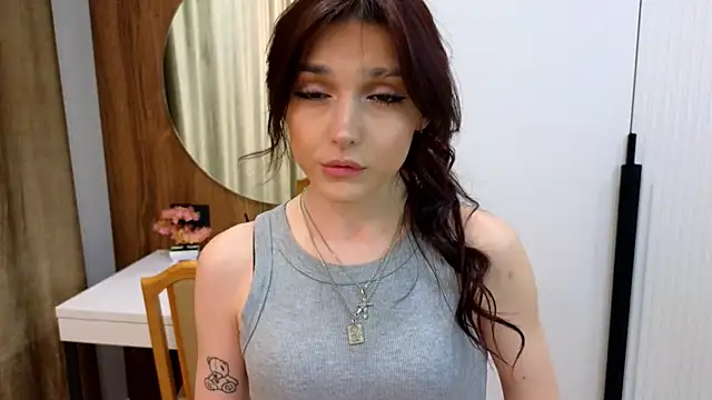 NatishaAlpern online show from February 5, 1:52 am