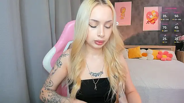 LanaMiracle online show from February 20, 4:22 am