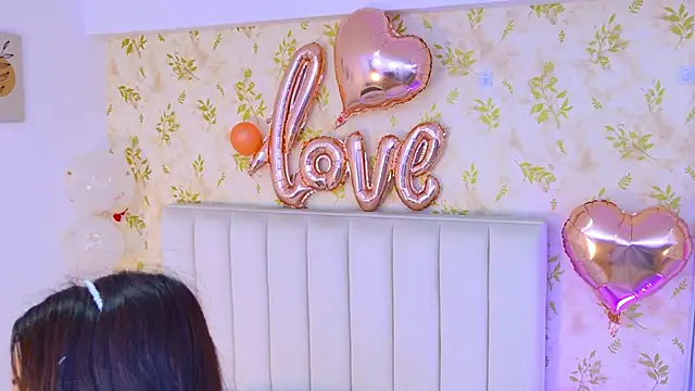 Celeste Clarke online show from February 15, 7:46 pm