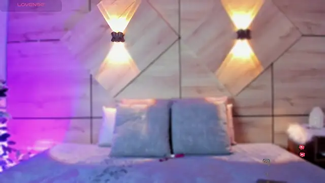 sussan fox  online show from March 21, 7:52 pm