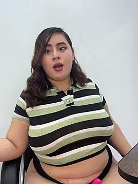  Valerie 1 online show from December 16, 3:01 am