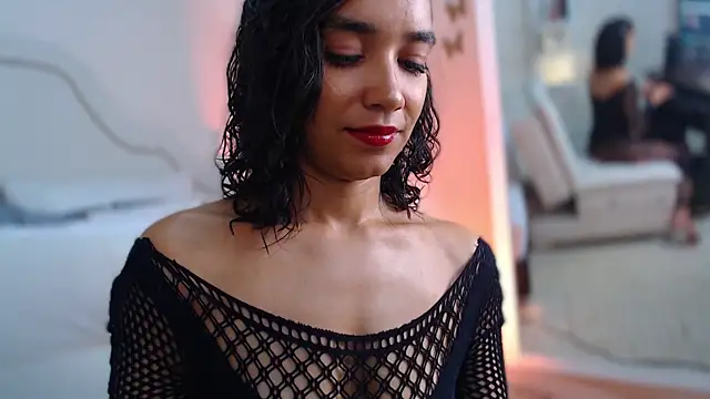 crystalkova online show from December 16, 12:55 pm