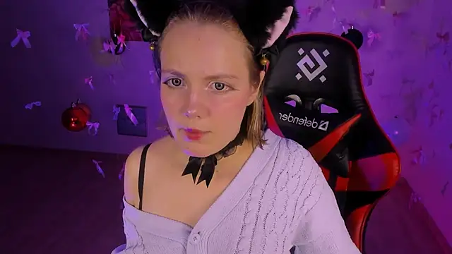 madeline doll online show from December 19, 11:19 pm