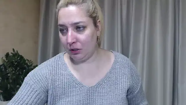 sweetpussy13 online show from February 10, 6:16 am