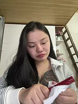 leo-kitty online show from March 2, 2:24 pm