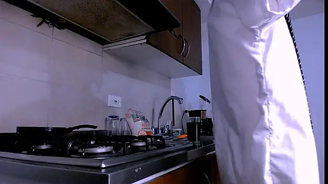 black men9 online show from February 24, 1:49 am