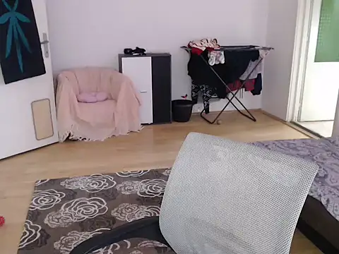 AlienforTwenty online show from December 23, 10:52 am