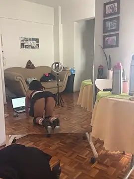 kareniza online show from December 18, 4:56 pm