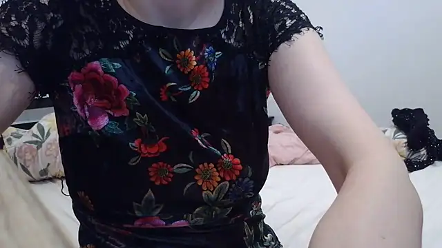 anngelle online show from May 7, 1:04 pm