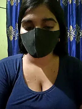 Queen-Tisha-Moni online show from December 15, 4:12 pm