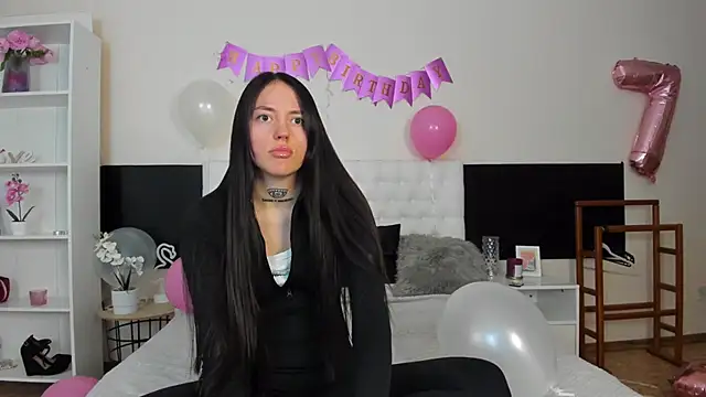 AdrianaCult online show from February 28, 1:21 pm