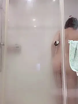 yrteesgg online show from December 16, 7:47 am