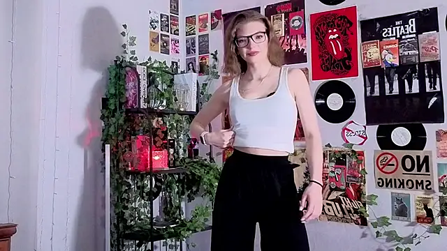 JeaneneWoltz online show from January 15, 10:10 am