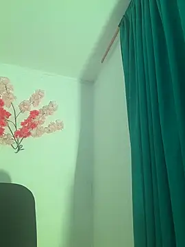 melanie hh1 online show from March 2, 6:14 am