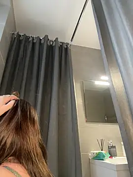 AnitaVensley- online show from February 9, 5:43 am