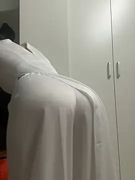 bi biii online show from April 13, 8:37 am