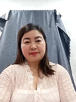 Jumi livesexy online show from February 12, 9:00 am